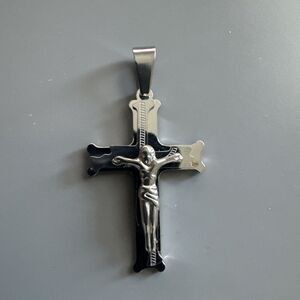 Stainless Steel Saint Jesus Christ Crucifix Pendant Chain Necklace Unisex Silver